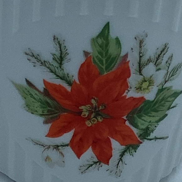 Original Czechoslovakia Poinsettia Mug - Picture 5 of 10